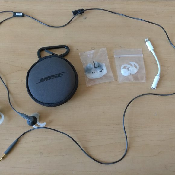 Bose Soundsport in ear earphones